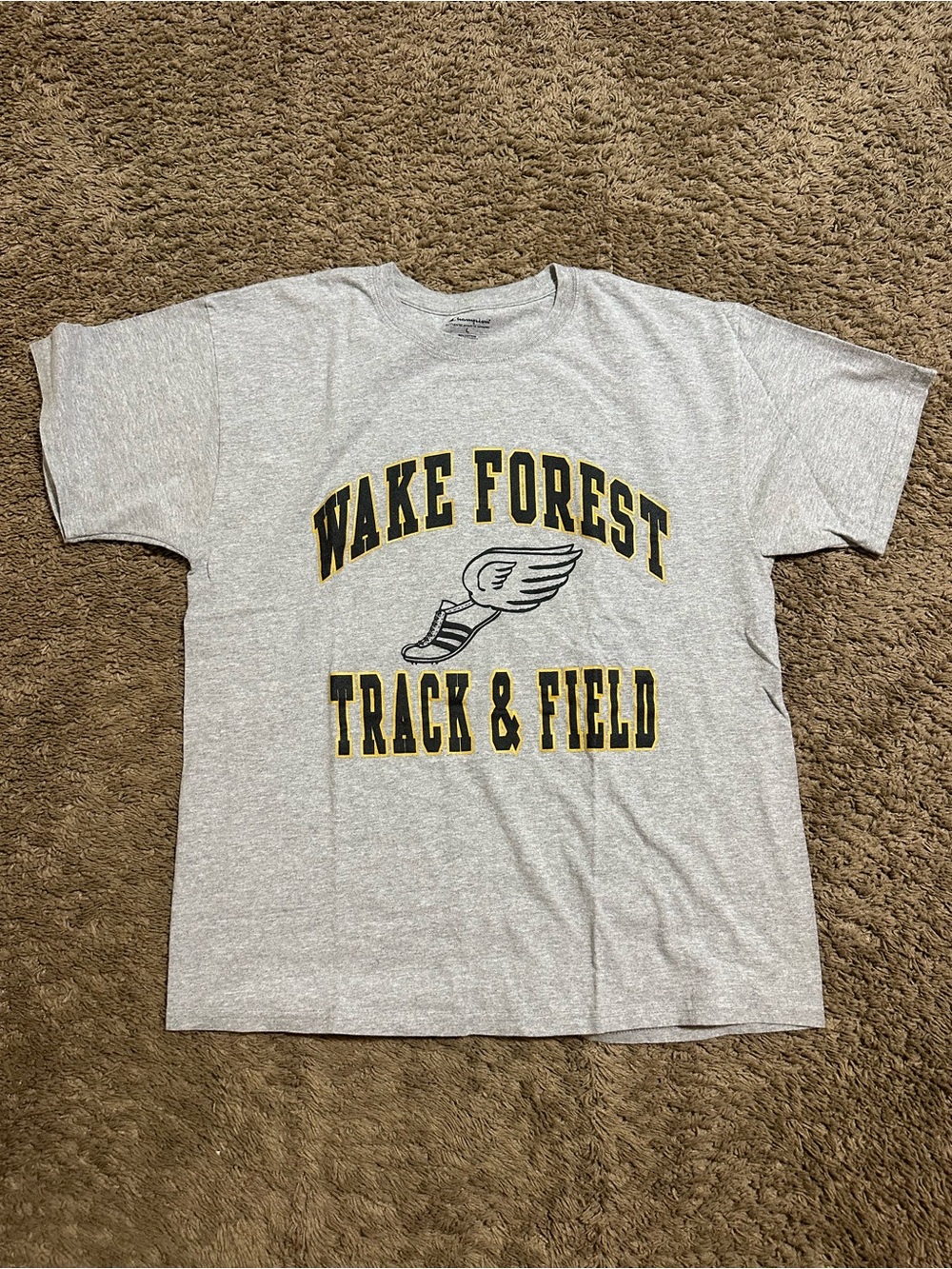 Vintage NCAA Wake Forest “track & field” 00s size large